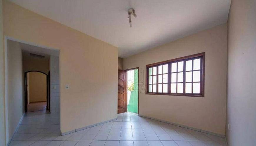 Foto 1 de Casa com 2 Quartos para alugar, 75m² em Vila Pires, Santo André