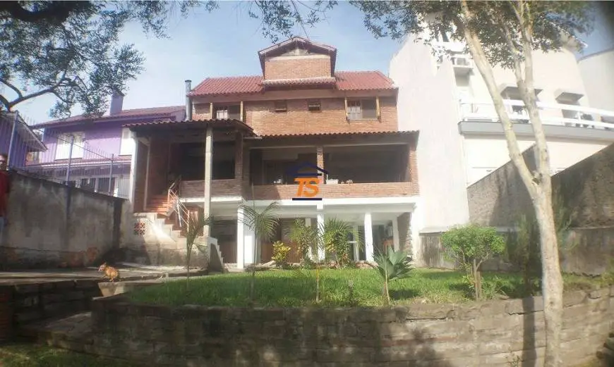 Foto 1 de Casa com 3 Quartos à venda, 260m² em Espiríto Santo, Porto Alegre