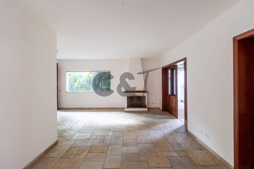 Foto 2 de Casa com 3 Quartos à venda, 200m² em Granja Julieta, São Paulo