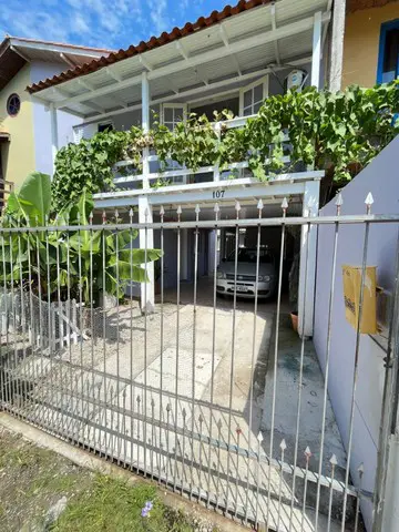 Foto 1 de Casa com 3 Quartos à venda, 140m² em Vargem do Bom Jesus, Florianópolis