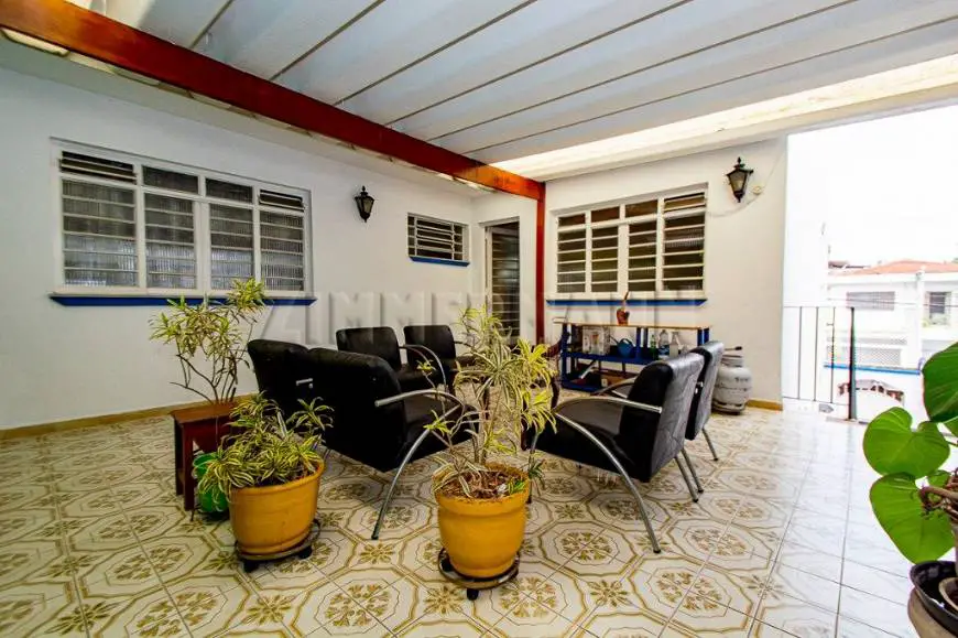 Foto 2 de Casa com 4 Quartos à venda, 244m² em Alto de Pinheiros, São Paulo