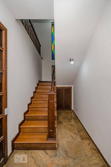 Foto 3 de Casa com 4 Quartos para alugar, 450m² em São Bento, Belo Horizonte