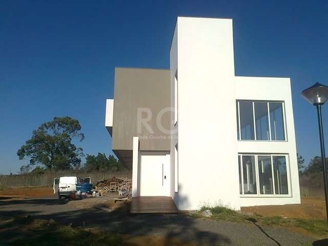 Foto 1 de Casa com 4 Quartos à venda, 500m² em Teresópolis, Porto Alegre
