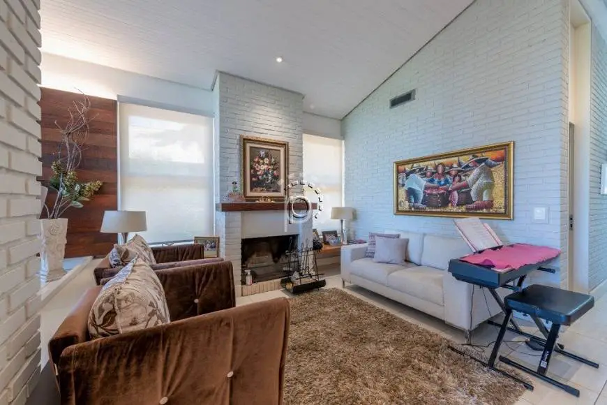 Foto 2 de Casa de Condomínio com 3 Quartos para alugar, 838m² em Cavalhada, Porto Alegre