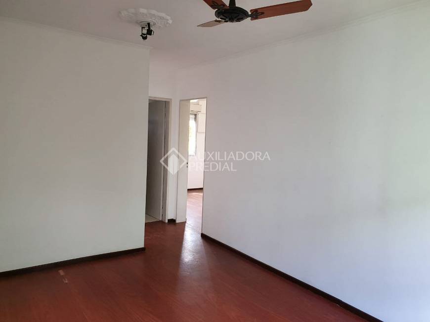 Foto 2 de Apartamento com 1 Quarto à venda, 39m² em Jardim Planalto, Porto Alegre