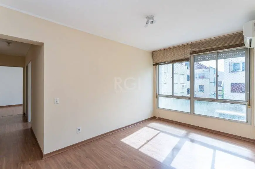 Foto 1 de Apartamento com 2 Quartos à venda, 73m² em Azenha, Porto Alegre