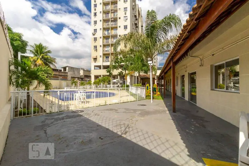 Foto 2 de Apartamento com 2 Quartos à venda, 44m² em Cascadura, Rio de Janeiro
