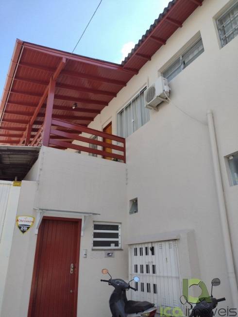 Foto 1 de Apartamento com 3 Quartos para alugar, 95m² em Barreiros, São José