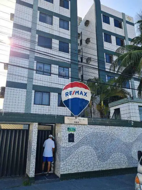 Foto 3 de Apartamento com 3 Quartos à venda, 67m² em Campo Grande, Recife