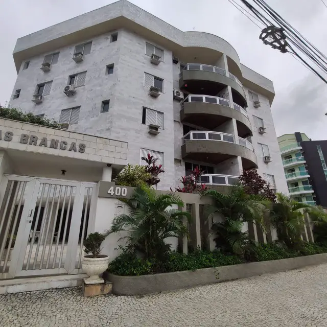 Foto 1 de Apartamento com 3 Quartos à venda, 130m² em Centro, Cabo Frio