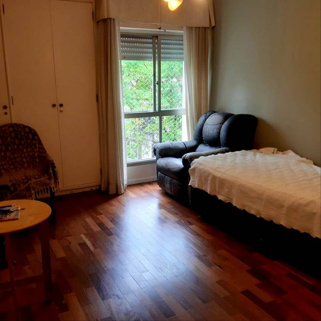 Foto 3 de Apartamento com 3 Quartos para alugar, 180m² em Moema, São Paulo