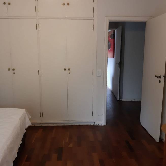 Foto 5 de Apartamento com 3 Quartos para alugar, 180m² em Moema, São Paulo