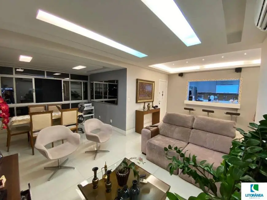 Foto 1 de Apartamento com 3 Quartos à venda, 130m² em Praia do Canto, Vitória