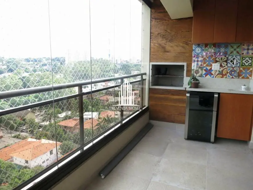 Foto 1 de Apartamento com 3 Quartos à venda, 208m² em Sumarezinho, São Paulo