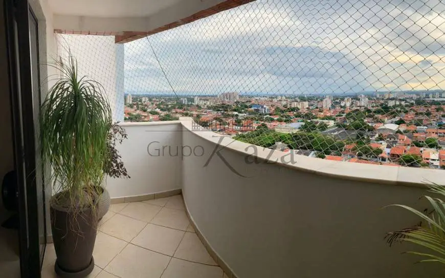 Foto 4 de Apartamento com 4 Quartos à venda, 120m² em Bosque dos Eucaliptos, São José dos Campos