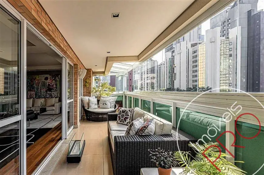 Foto 1 de Apartamento com 4 Quartos à venda, 239m² em Brooklin, São Paulo