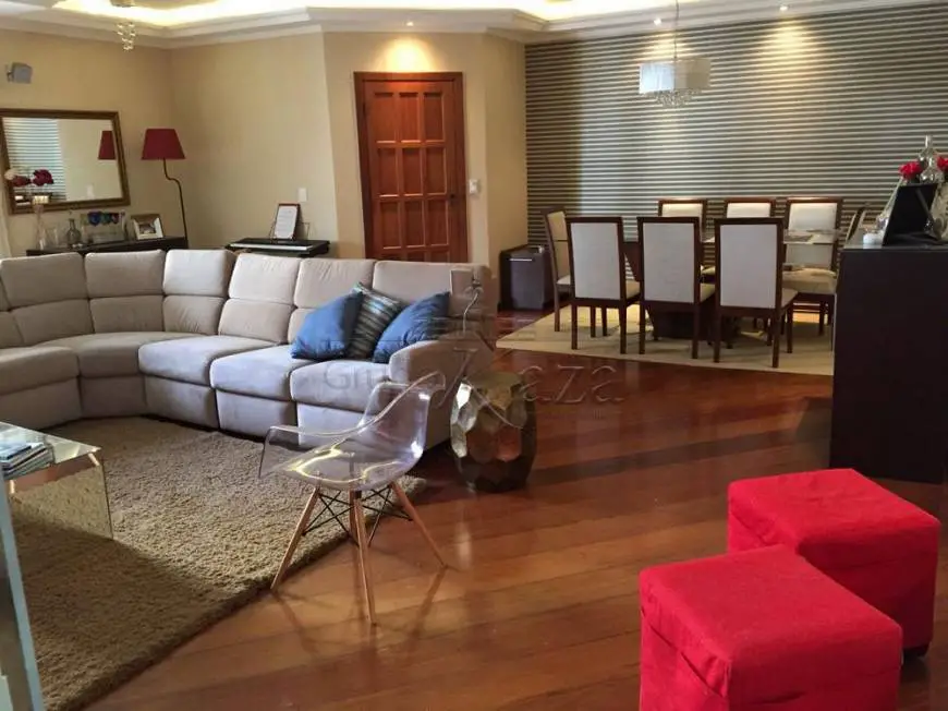 Foto 1 de Apartamento com 4 Quartos à venda, 154m² em Jardim Aquarius, São José dos Campos