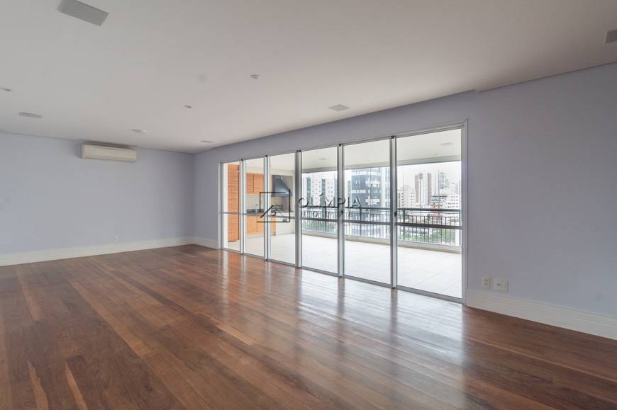 Foto 2 de Apartamento com 4 Quartos à venda, 220m² em Vila Clementino, São Paulo