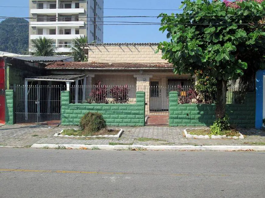 Foto 1 de Casa com 2 Quartos à venda, 150m² em Canto do Forte, Praia Grande