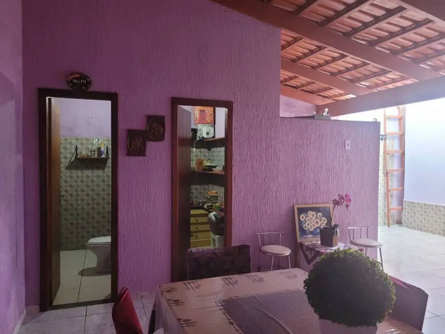 Foto 1 de Casa com 2 Quartos à venda, 75m² em Centro, Teixeira de Freitas