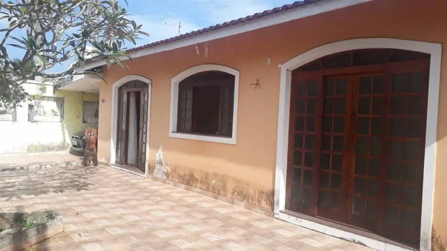 Foto 1 de Casa com 3 Quartos à venda, 212m² em Boqueirão, Praia Grande