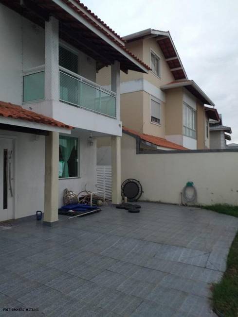 Foto 1 de Casa com 3 Quartos à venda, 225m² em Camboinhas, Niterói
