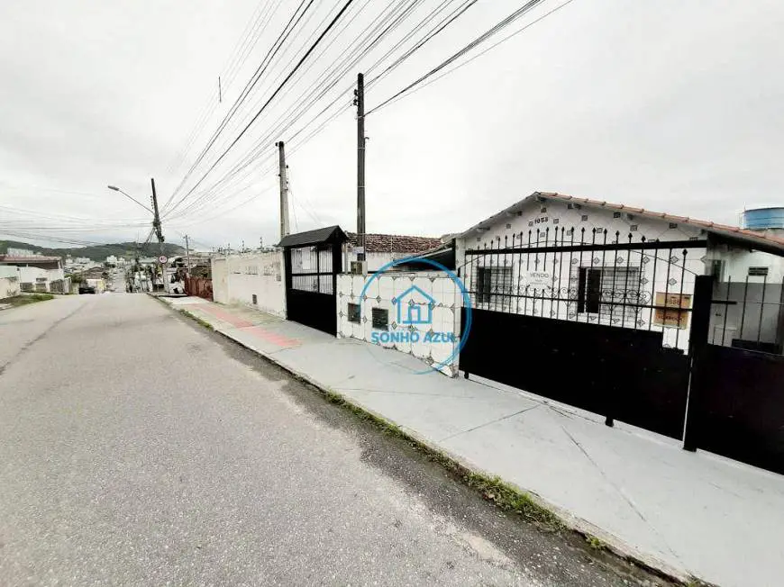 Foto 4 de Casa com 3 Quartos à venda, 150m² em Ipiranga, São José