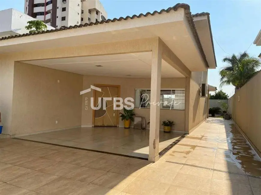 Foto 3 de Casa com 3 Quartos à venda, 210m² em Jardim América, Goiânia