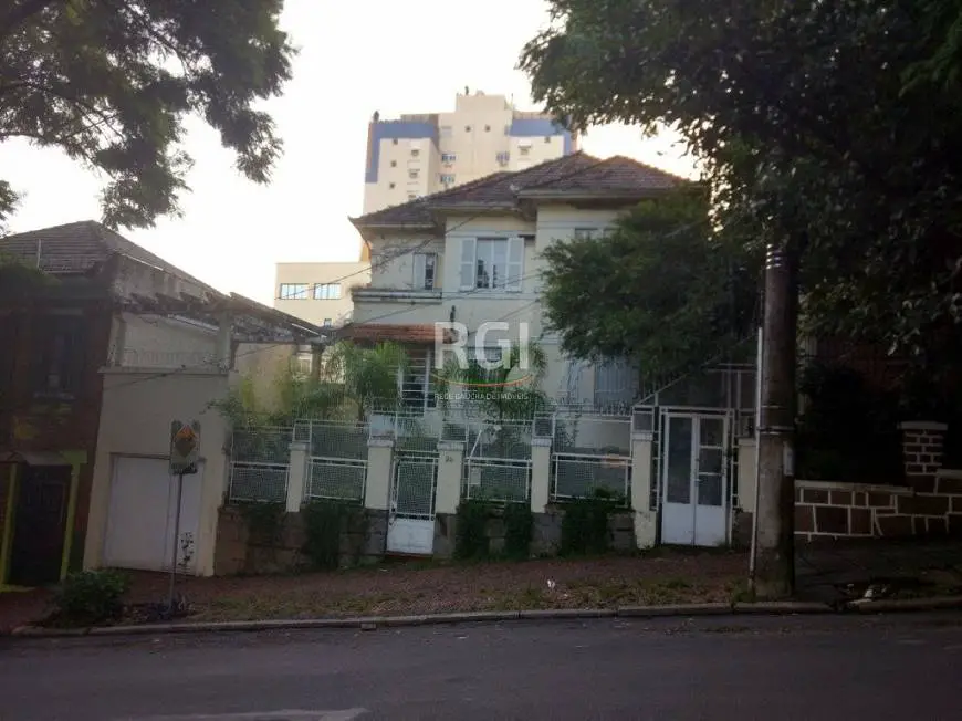 Foto 1 de Casa com 4 Quartos à venda, 348m² em Independência, Porto Alegre
