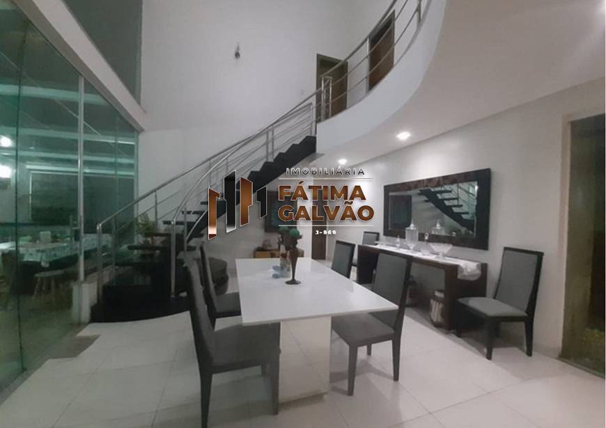 Foto 1 de Casa com 4 Quartos para alugar, 800m² em Reduto, Belém