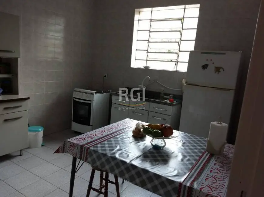 Foto 4 de Casa com 4 Quartos à venda, 162m² em São João, Porto Alegre
