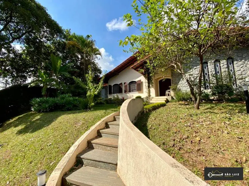 Foto 2 de Casa com 5 Quartos à venda, 508m² em São Luíz, Belo Horizonte