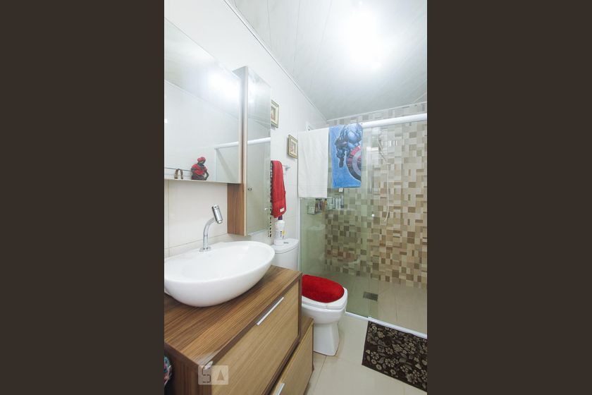 Foto 5 de Casa com 7 Quartos para alugar, 300m² em Rubem Berta, Porto Alegre