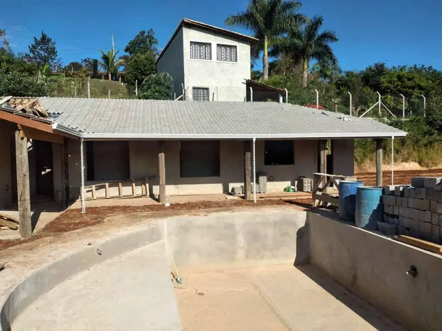 Foto 1 de Casa de Condomínio com 2 Quartos à venda, 100m² em Centro, Mairinque