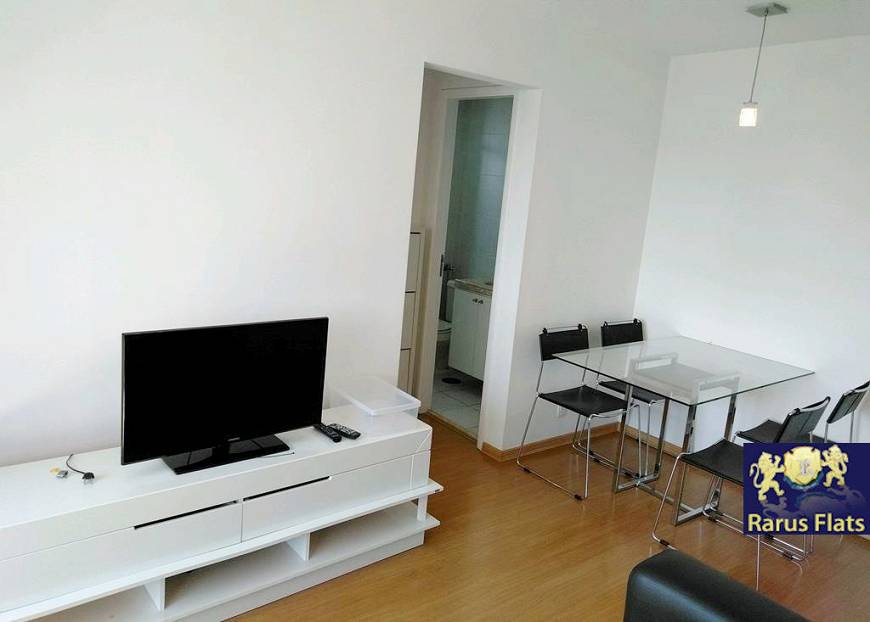 Foto 1 de Flat com 1 Quarto para alugar, 41m² em Vila Olímpia, São Paulo