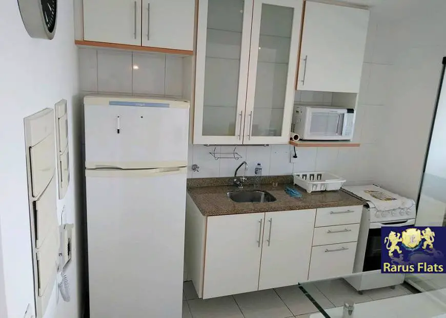 Foto 3 de Flat com 1 Quarto para alugar, 41m² em Vila Olímpia, São Paulo