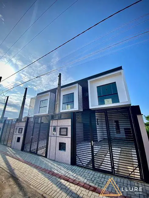 Foto 1 de Sobrado com 3 Quartos à venda, 105m² em Itacolomi, Balneário Piçarras