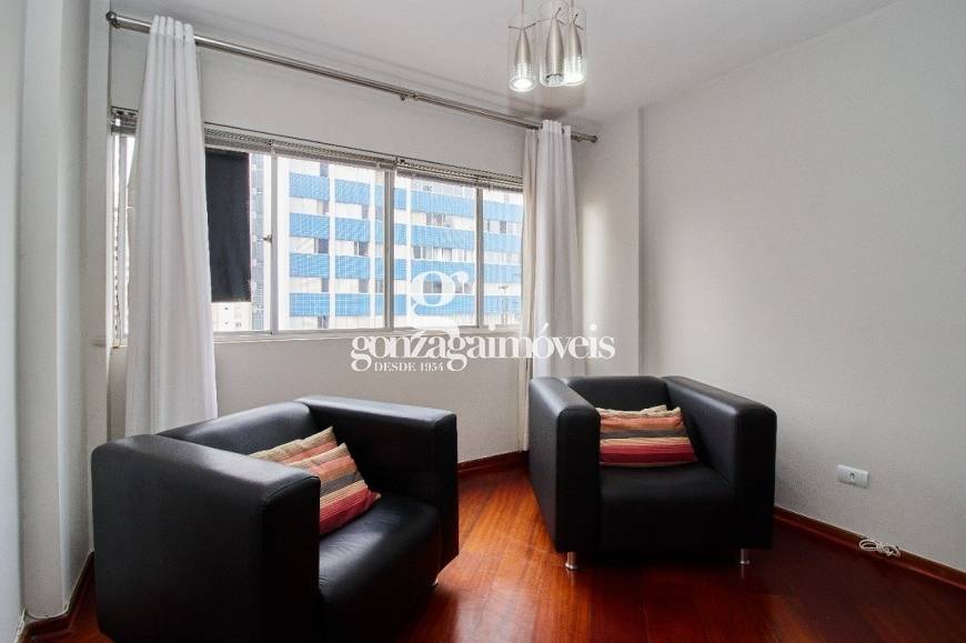 Foto 4 de Apartamento com 2 Quartos à venda, 80m² em Água Verde, Curitiba