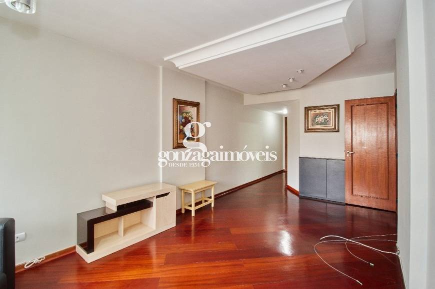 Foto 5 de Apartamento com 2 Quartos à venda, 80m² em Água Verde, Curitiba