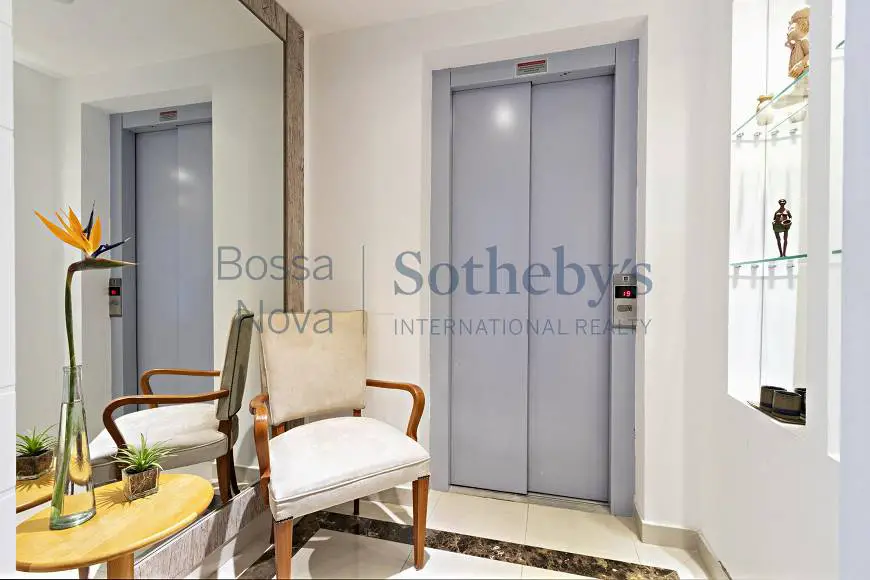 Foto 2 de Apartamento com 2 Quartos para venda ou aluguel, 243m² em Alphaville, Barueri