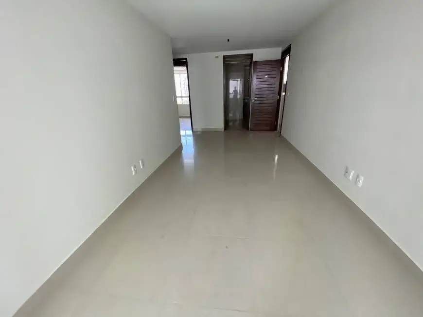 Foto 5 de Apartamento com 2 Quartos à venda, 70m² em Cabo Branco, João Pessoa