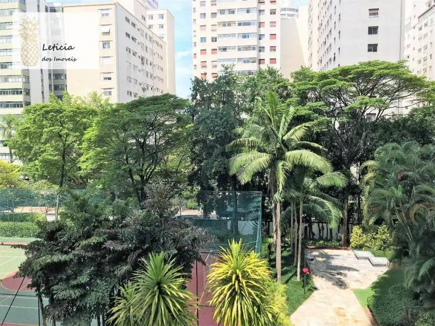 Foto 2 de Apartamento com 3 Quartos para alugar, 164m² em Jardim Europa, São Paulo