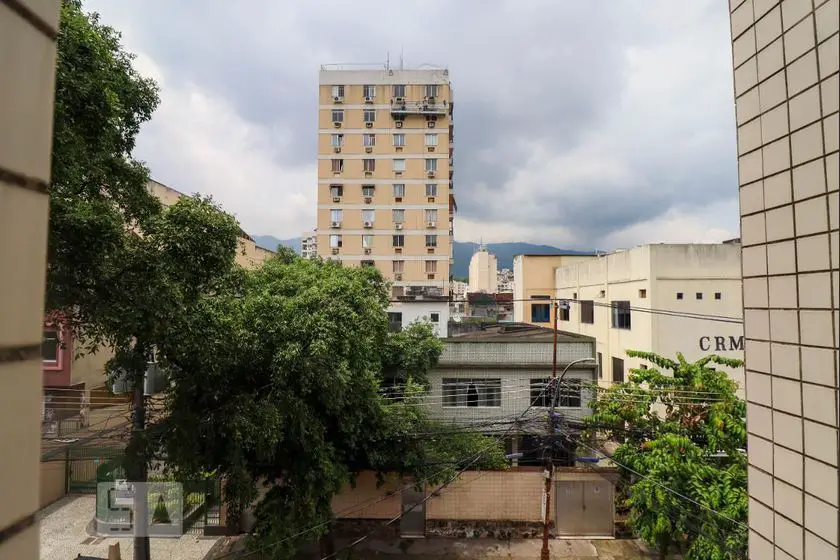 Foto 5 de Apartamento com 3 Quartos para alugar, 80m² em Vila Isabel, Rio de Janeiro