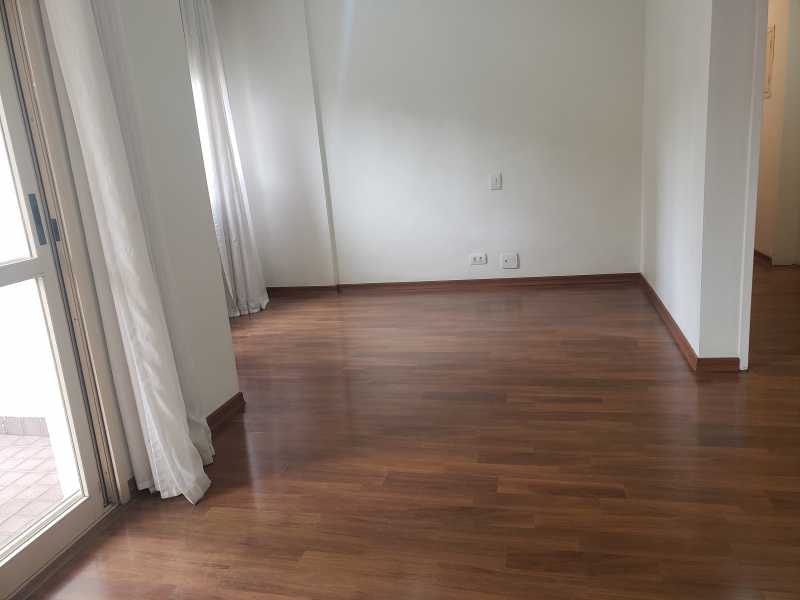 Foto 3 de Apartamento com 3 Quartos para alugar, 99m² em Vila Suzana, São Paulo