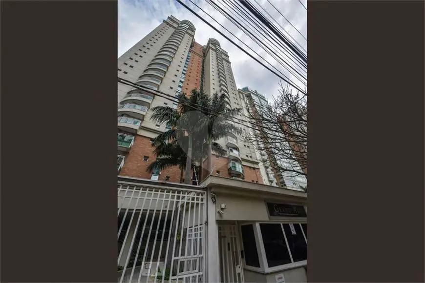 Foto 1 de Apartamento com 4 Quartos para venda ou aluguel, 240m² em Brooklin, São Paulo
