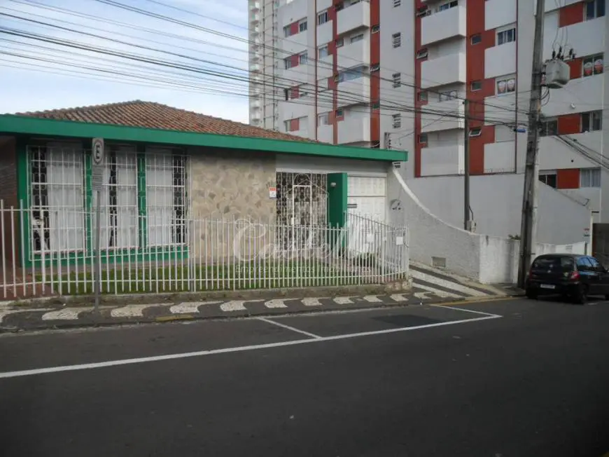 Foto 1 de Casa com 3 Quartos para alugar, 550m² em Centro, Ponta Grossa
