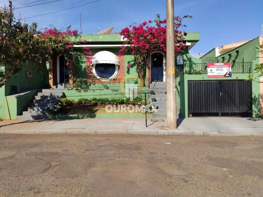 Foto 1 de Casa com 3 Quartos à venda, 217m² em Jardim Ouro Verde, Ourinhos