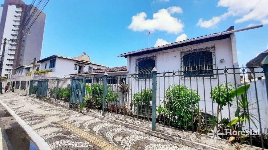Foto 1 de Casa com 4 Quartos para alugar, 280m² em Barra, Salvador