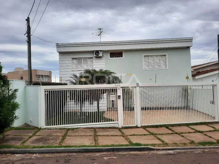 Foto 2 de Casa com 5 Quartos para alugar, 20m² em Jardim Santa Paula, São Carlos
