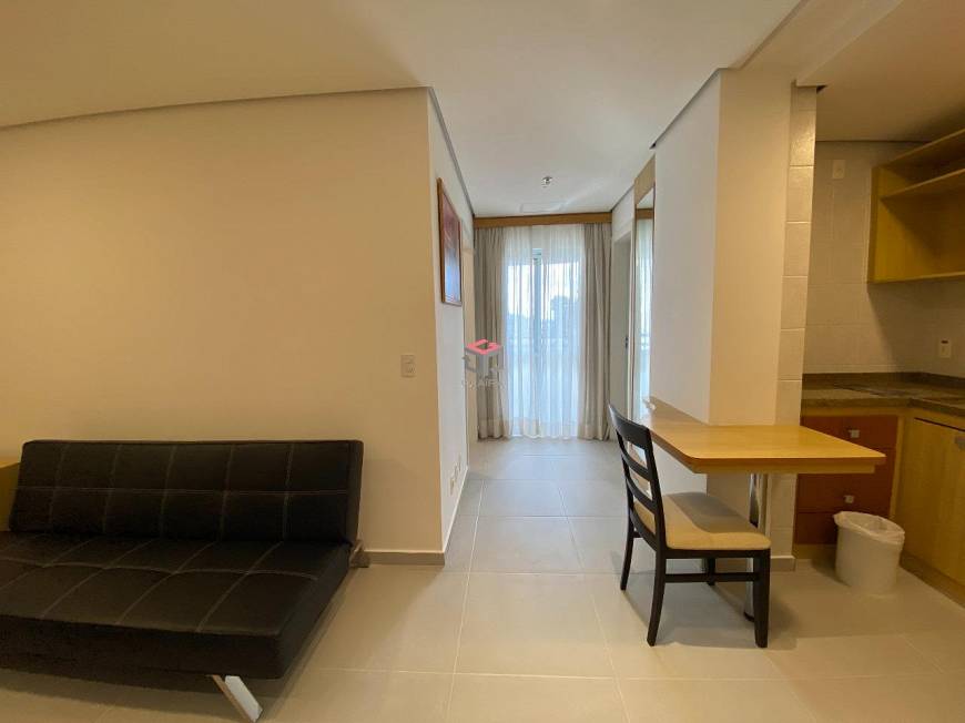 Foto 3 de Apartamento com 1 Quarto para alugar, 42m² em Centro, Santo André